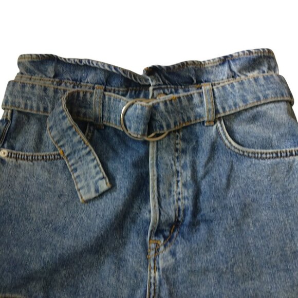 Divided H&M Women's Size 6 Paperbag High Waist Button Fly Belted Jean Shorts - Picture 2 of 5